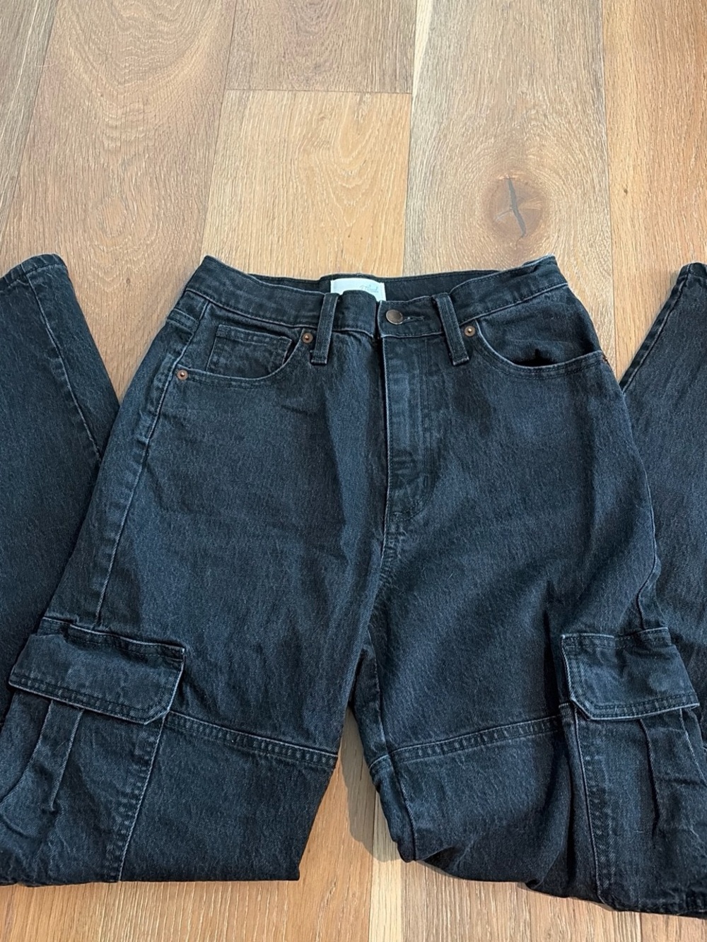 Universal Thread Black Straight Leg Cargo Jeans